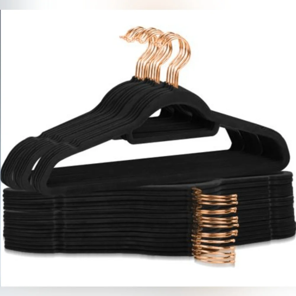 Hangers 18 Pack -Black Velvet Non-Slip Rose gold hook